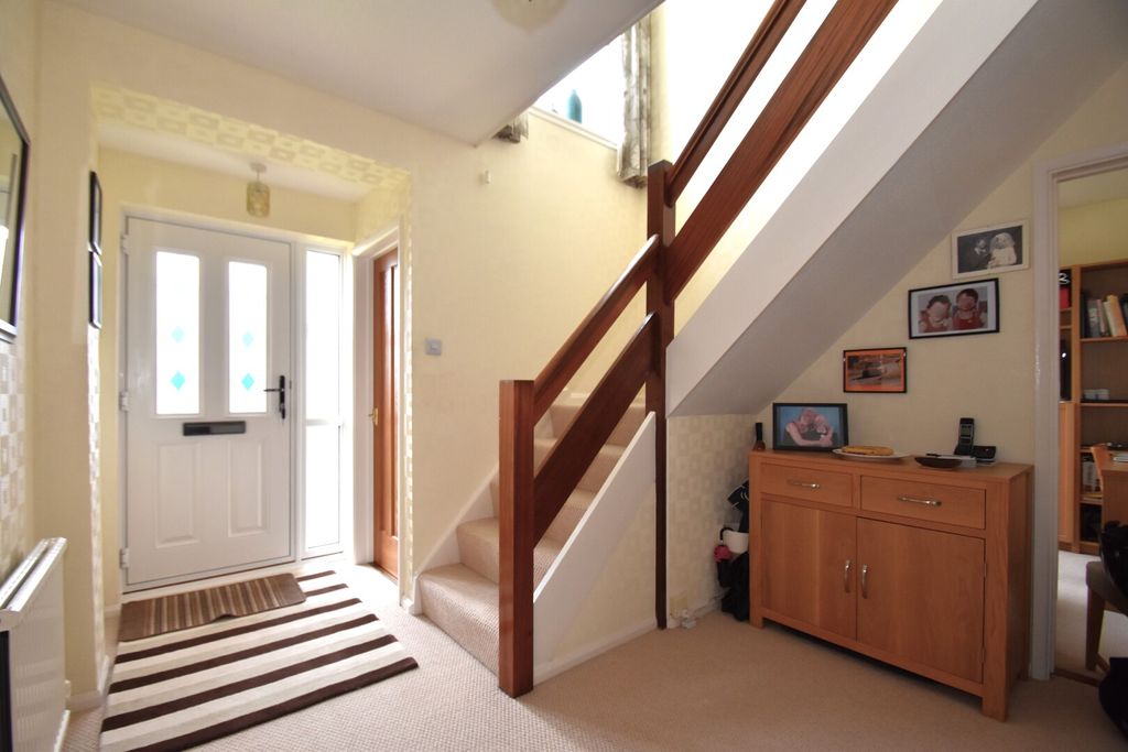 Property photo 3 of 19 Seddons Tiverton