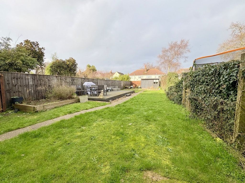 Property photo 3 of 24