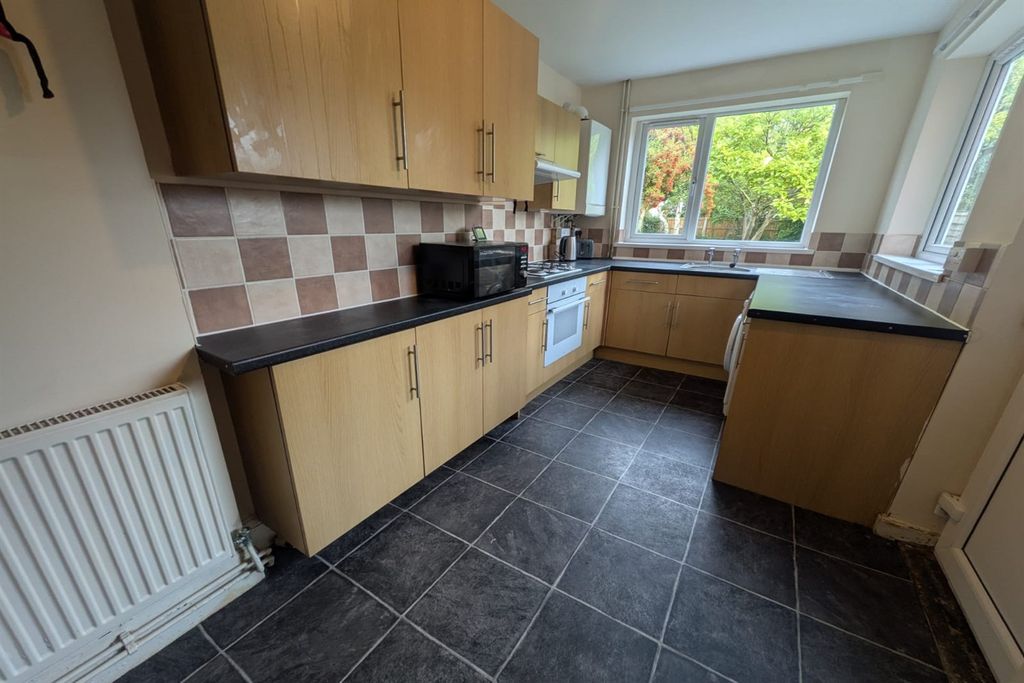 Property photo 1 of 11 (Main)