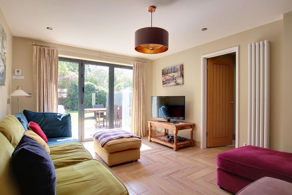 Property photo 2 of 13