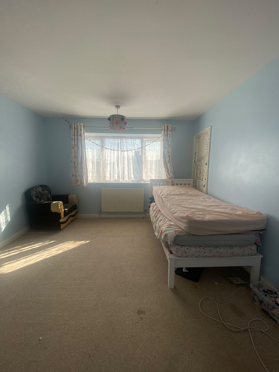 Property photo 1 of 3