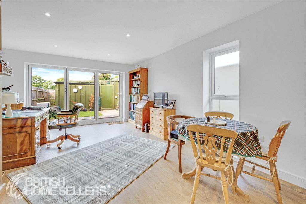 Property photo 2 of 15 Picture No. 06