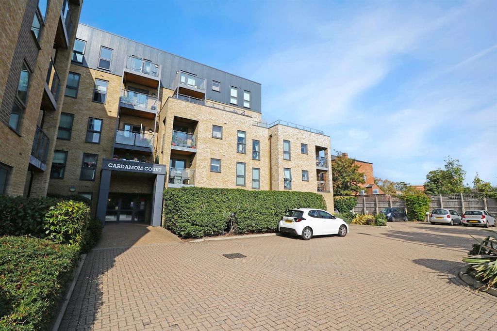 Property photo 1 of 18 01-0E8Dimg_1337-Medium.Jpg