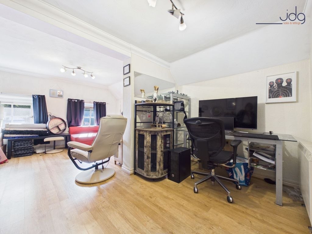 Property photo 3 of 10 Open Plan Living