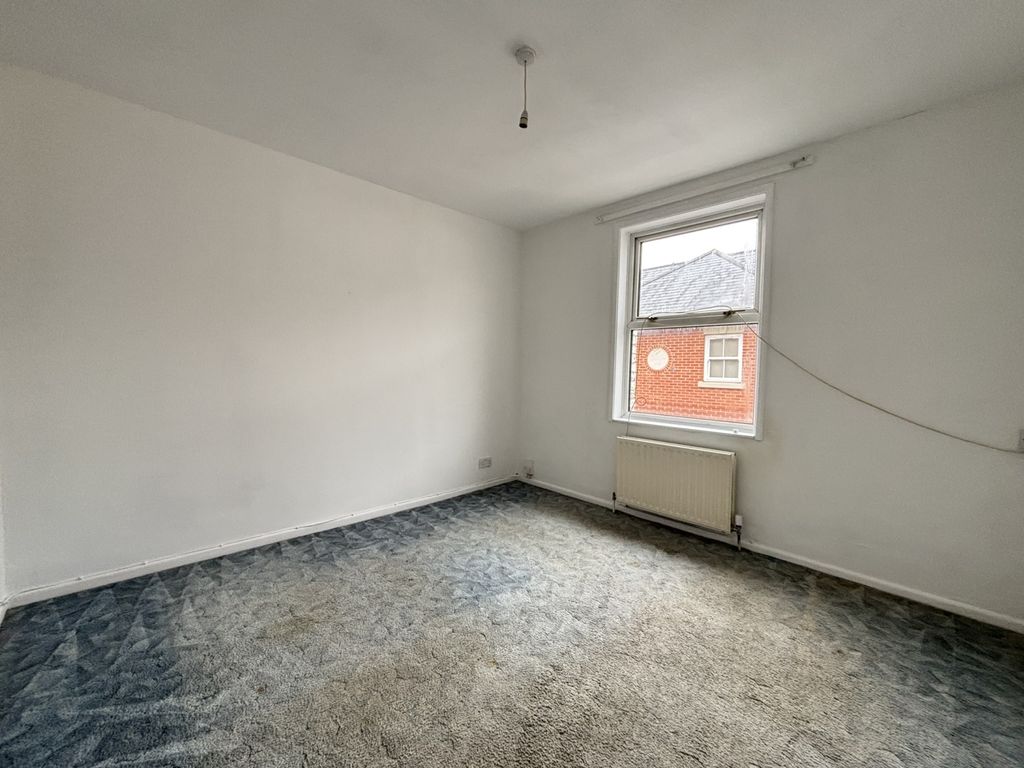 Property photo 3 of 7 Img_5038