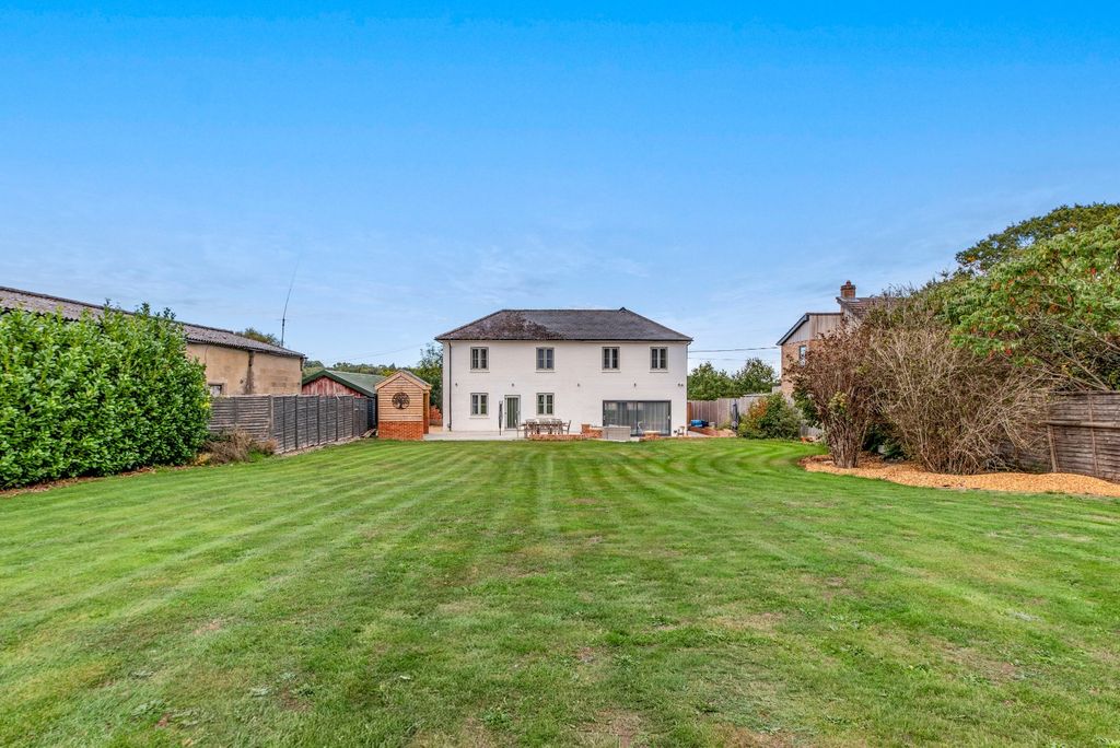 Property photo 1 of 27 Picture No. 81