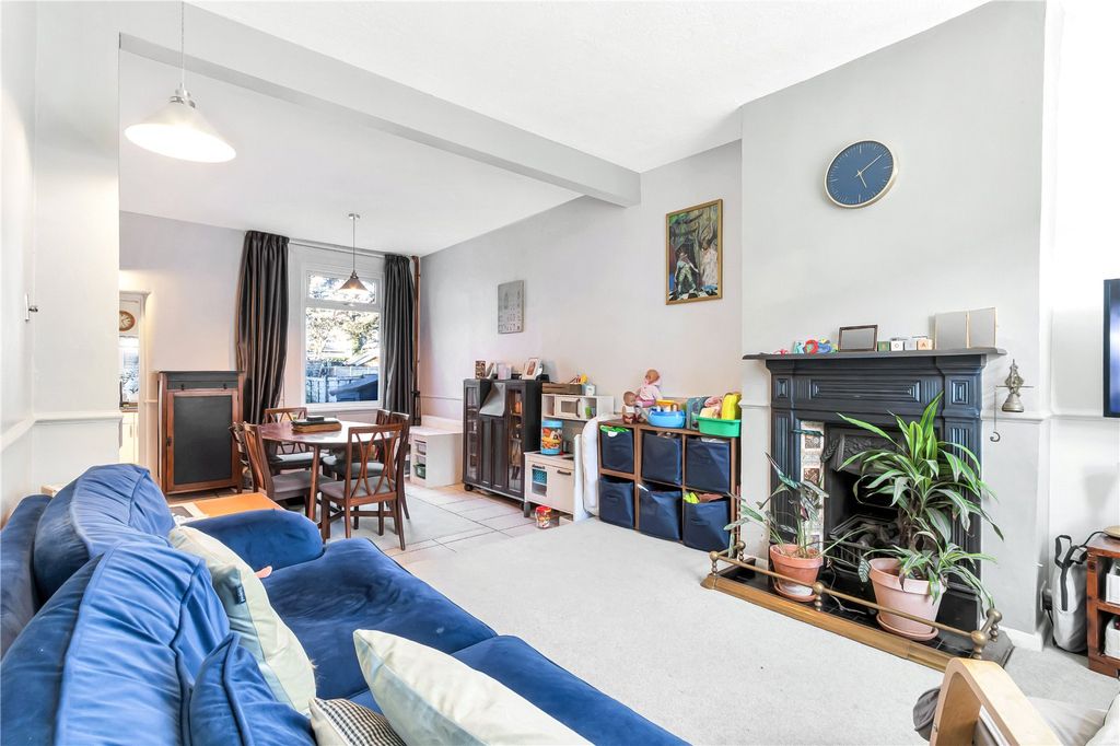 Property photo 2 of 17 Picture No. 20