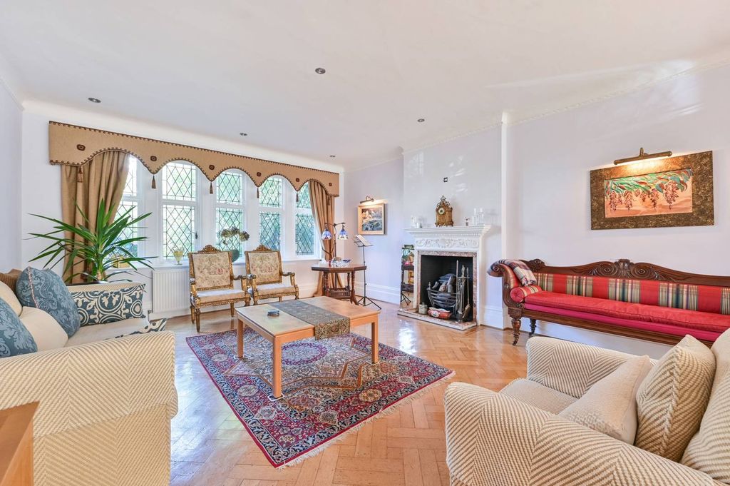 Property photo 1 of 49