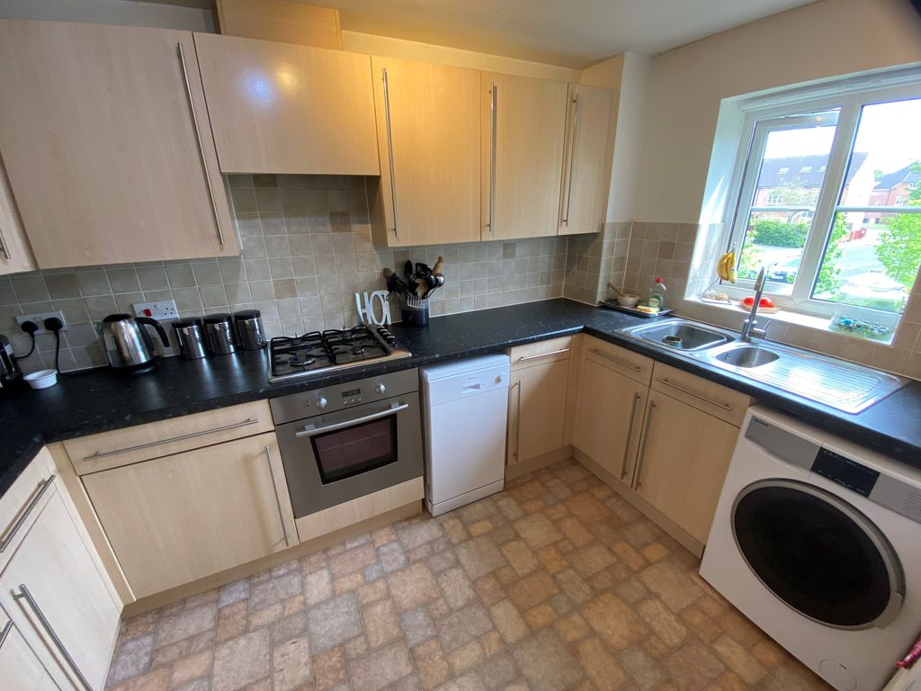 Property photo 2 of 13