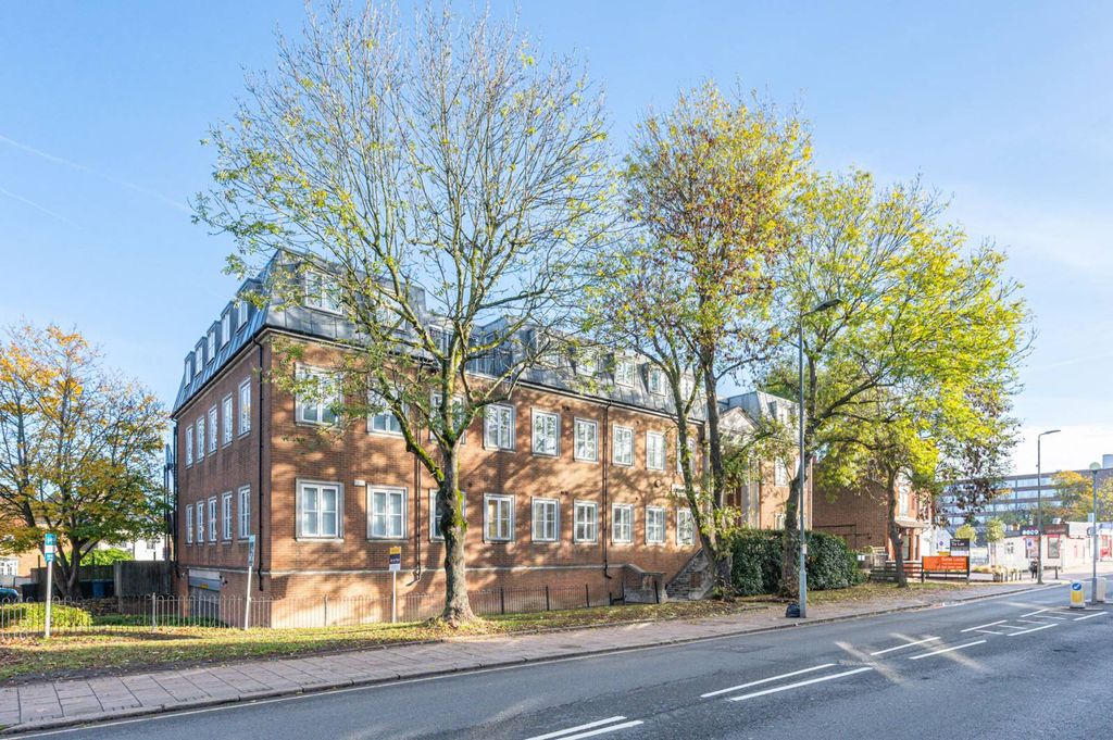 Property photo 2 of 15