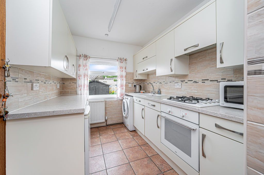 Property photo 2 of 27 Kitchen