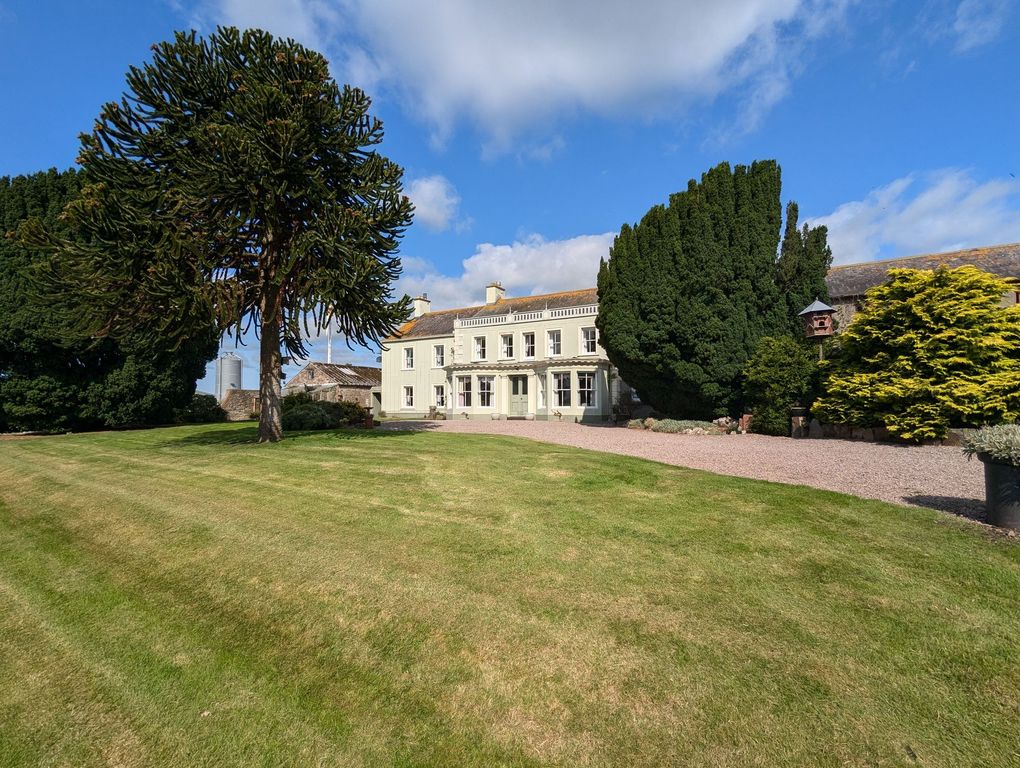 Property photo 1 of 24