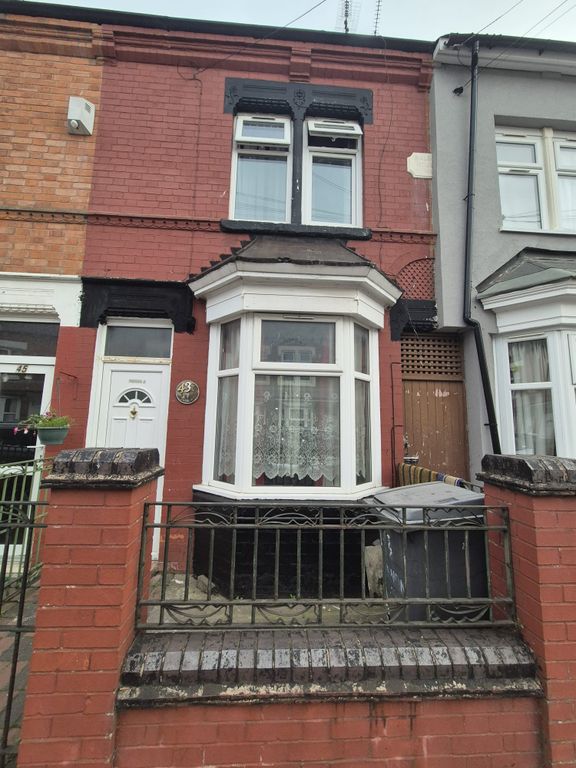 Property photo 1 of 6 Front
