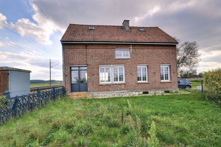 Property photo 1 of 6