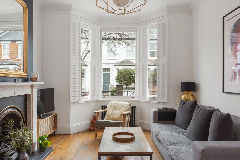 Property photo 2 of 15 Image