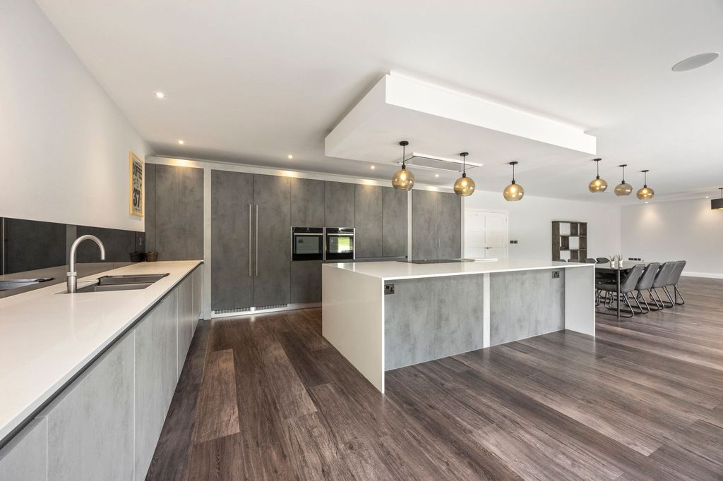 Additional image 8 of 5 bed detached house for saleHighground Lane, Barnham PO22