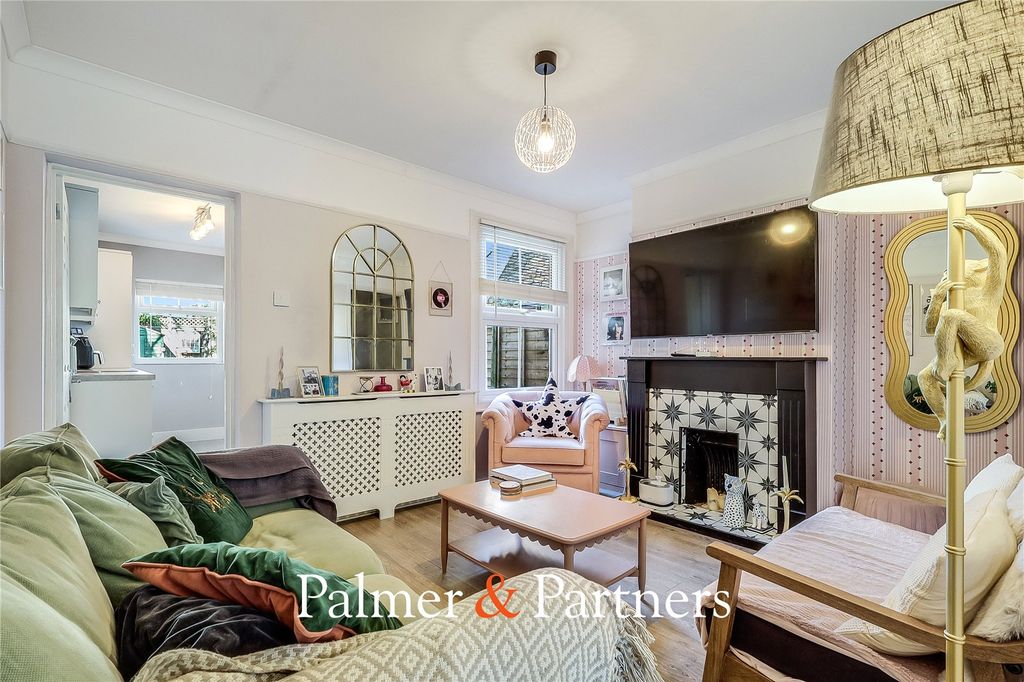 Property photo 1 of 17 Picture No. 12