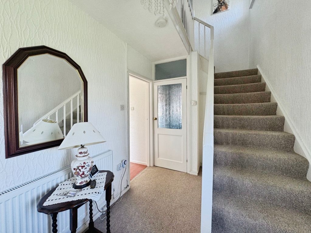 Property photo 2 of 32 5895062