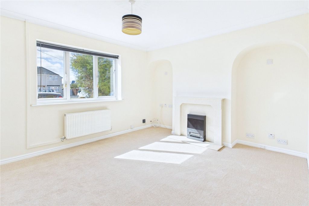 Property photo 2 of 16 Picture No. 05