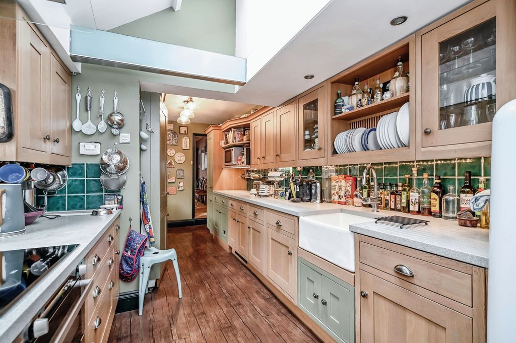 Property photo 3 of 15 Photography