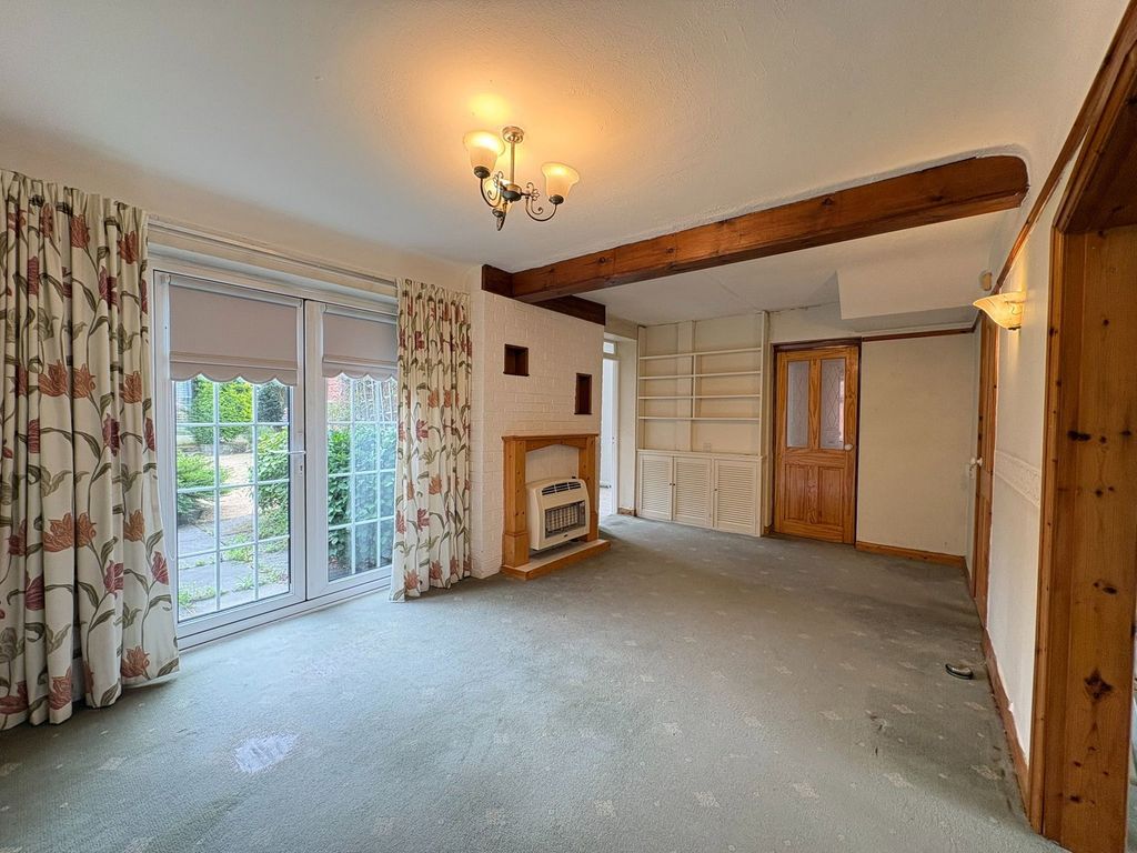 Property photo 2 of 43