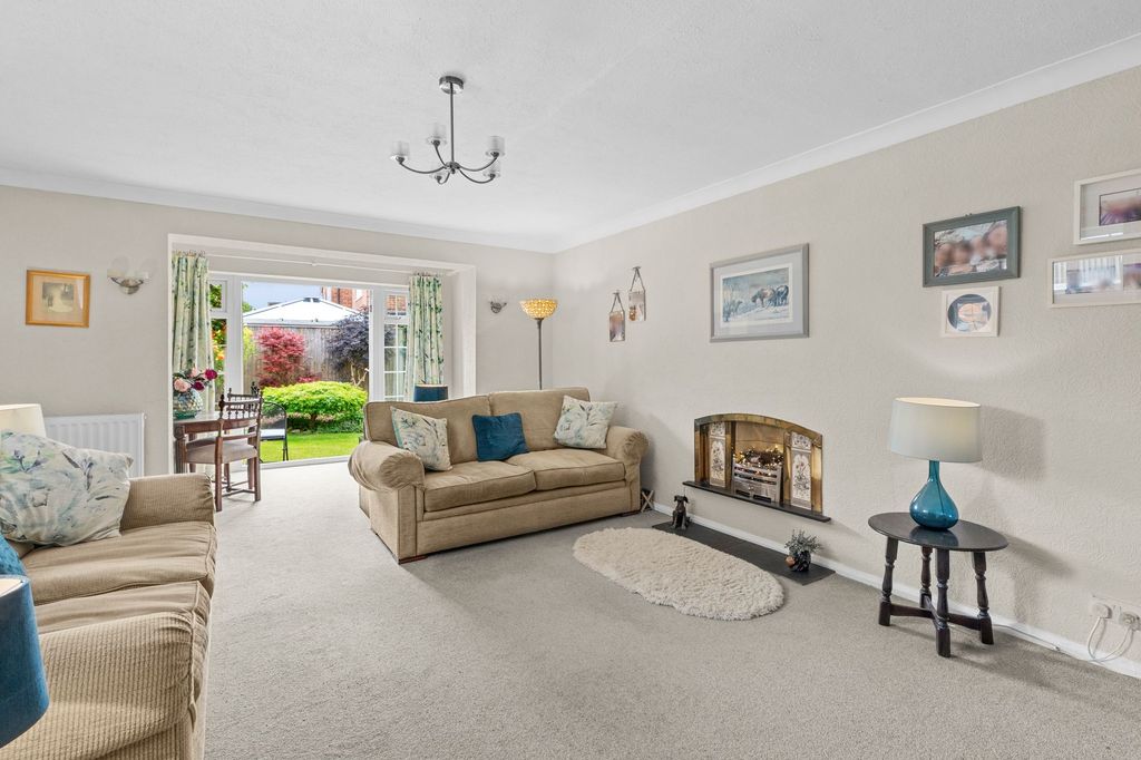 Property photo 2 of 15