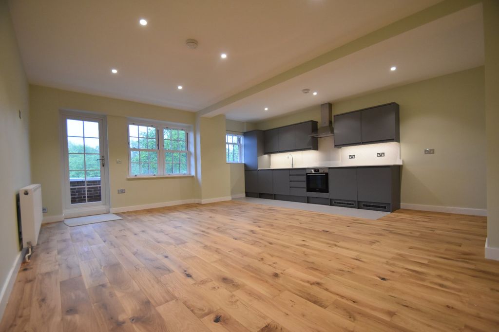 Property photo 2 of 10 Picture No. 02