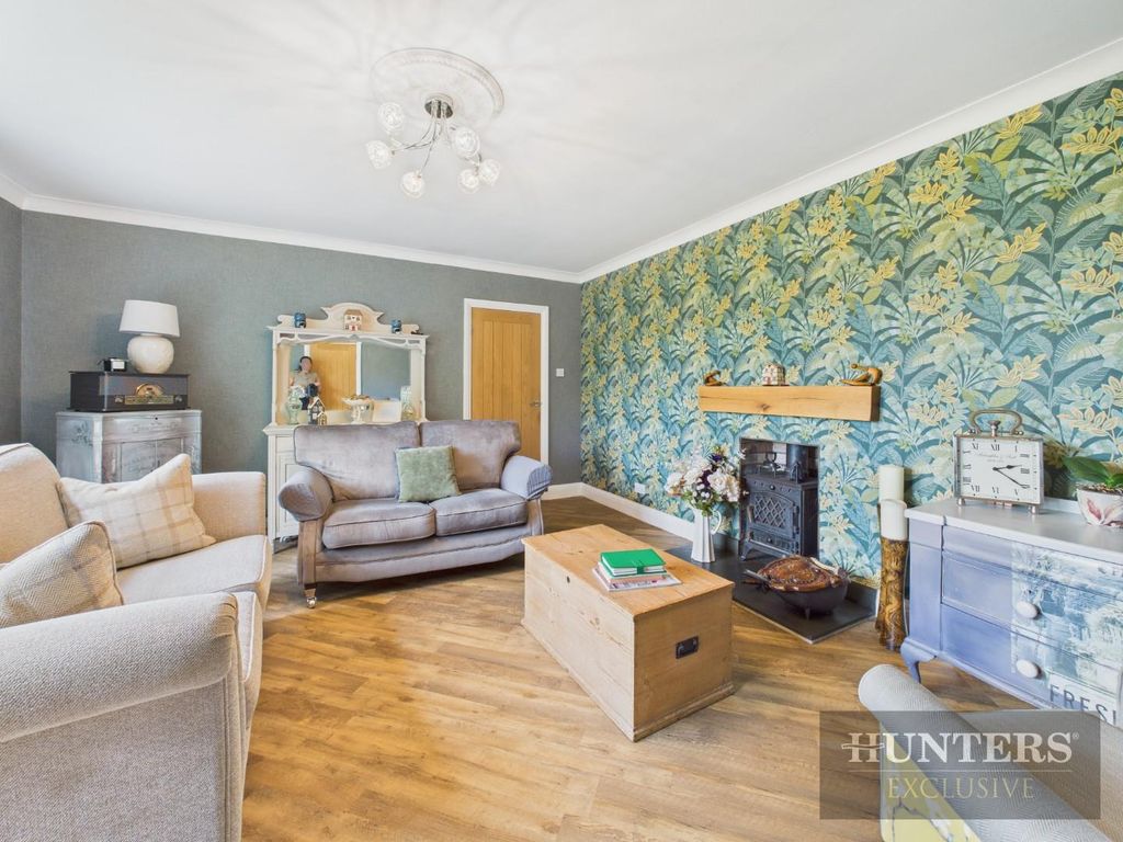 Property photo 3 of 31 Cam05316G0-Pr0192-Still006.Jpg