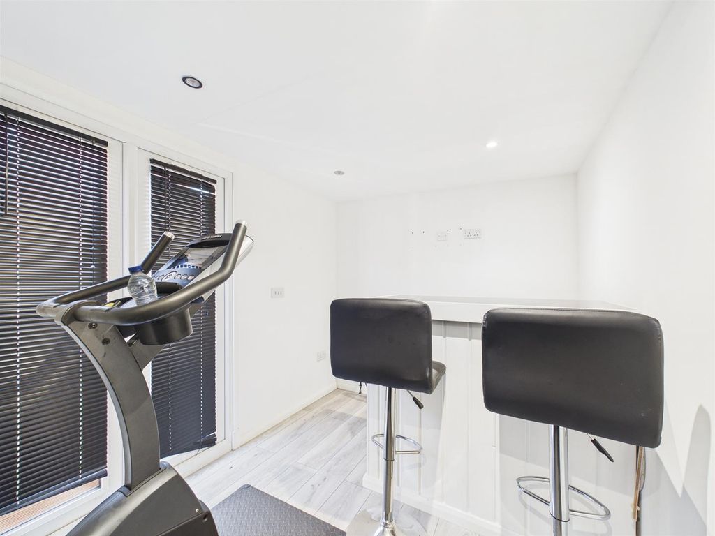 Additional image 12 of 2 bed flat for sale12A Feus Road, Perth PH1