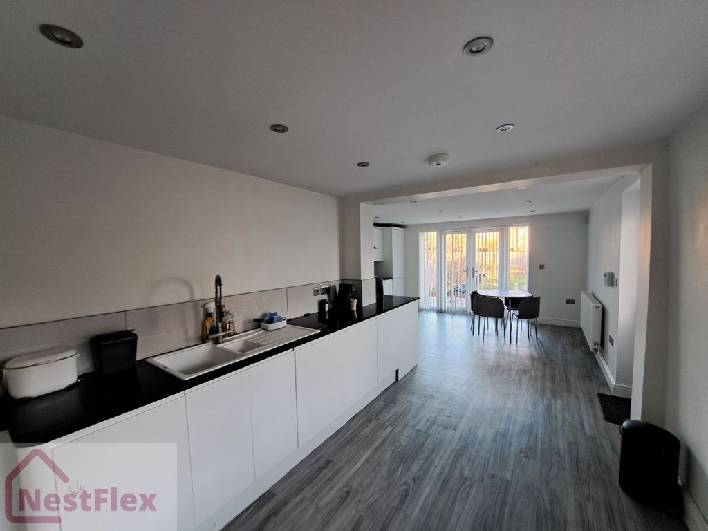 Property photo 2 of 21 20251117_143956