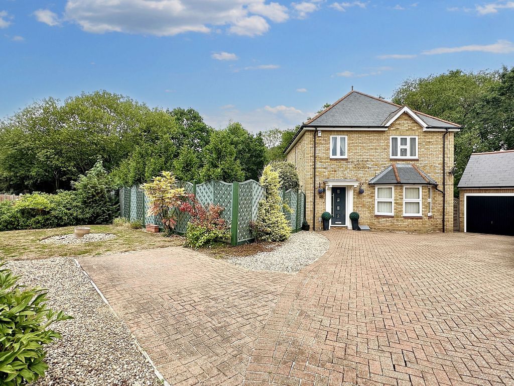 Property photo 1 of 24