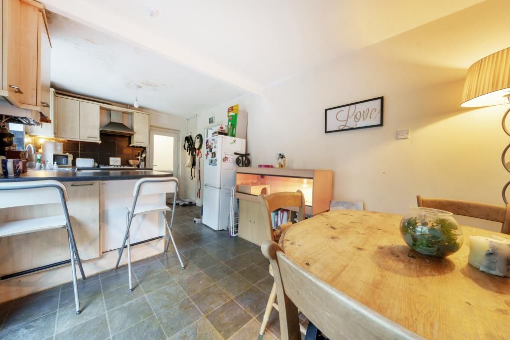 Property photo 3 of 13 Kitchen