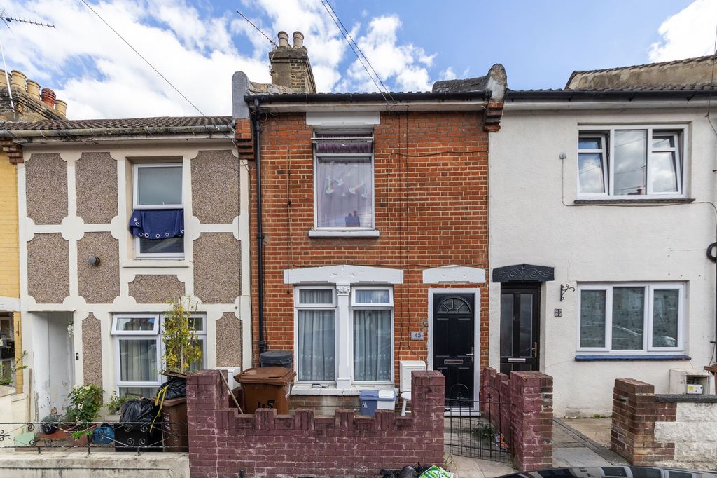 Property photo 1 of 24