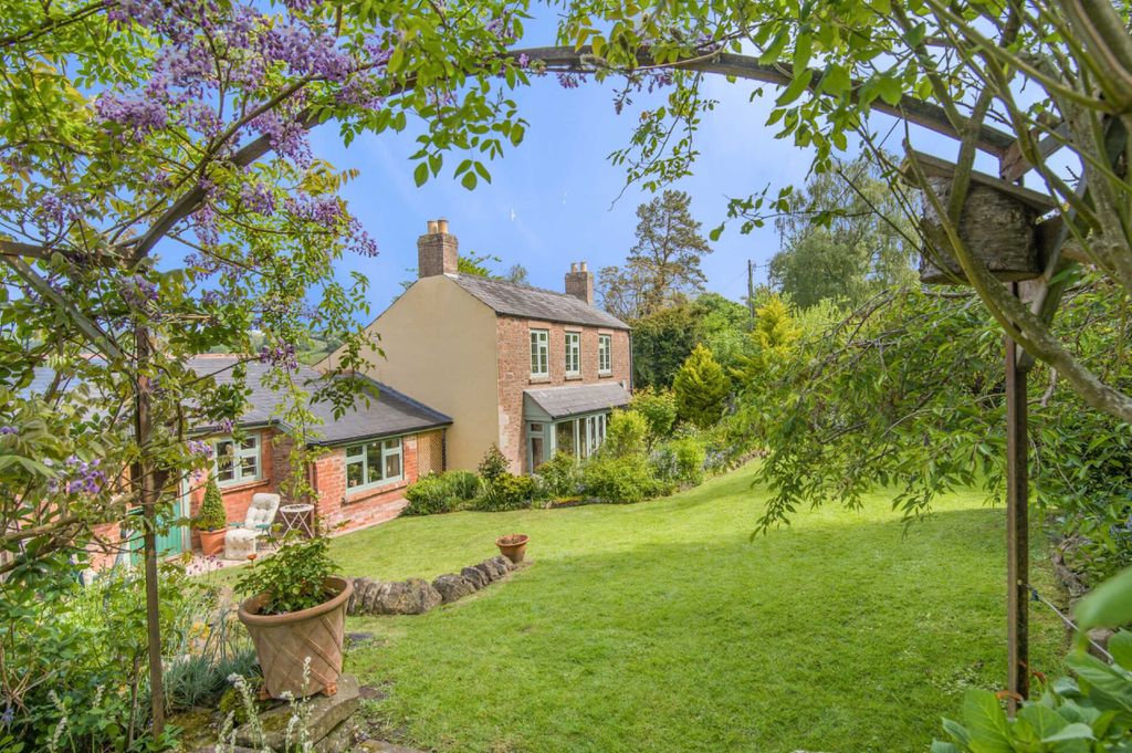 Property photo 1 of 37