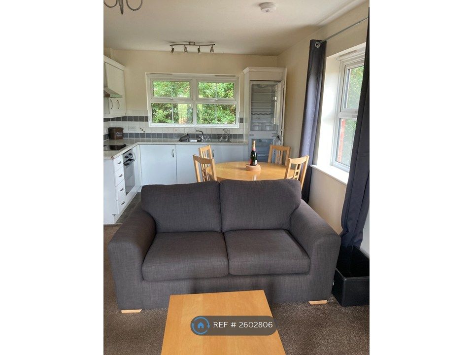 Property photo 3 of 14