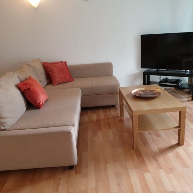 Property photo 1 of 11