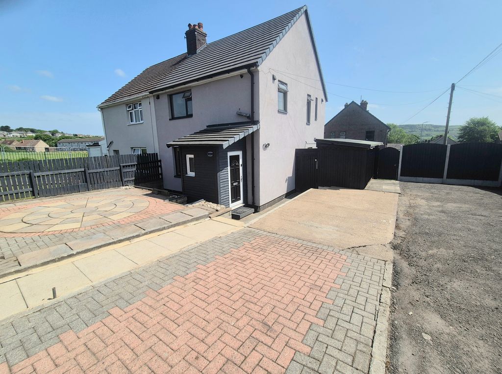 Property photo 1 of 12 Image