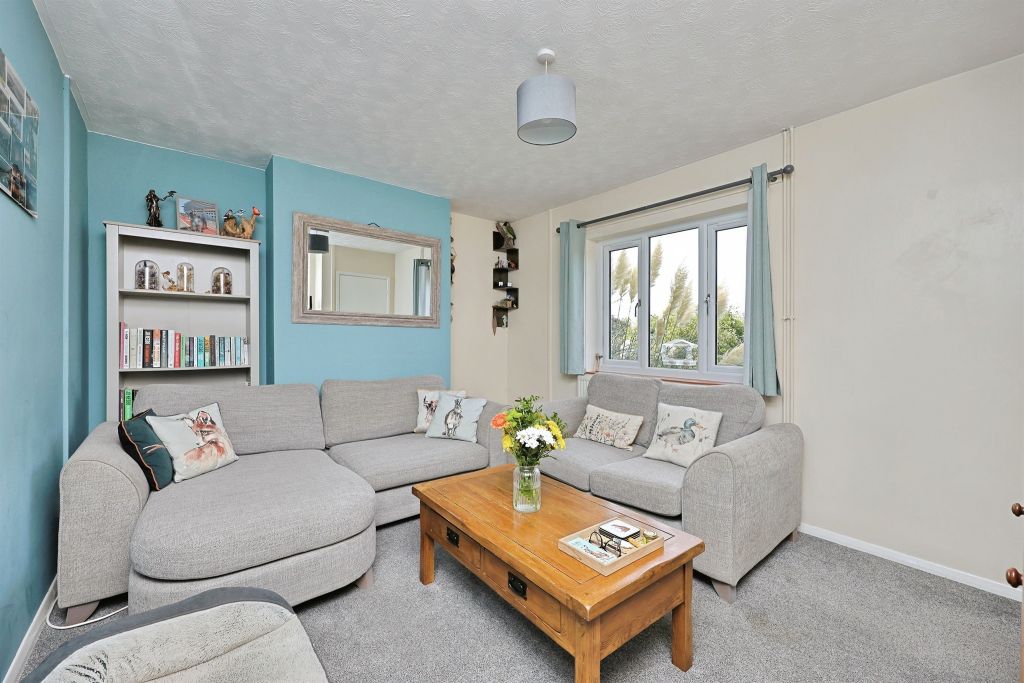 Property photo 3 of 14