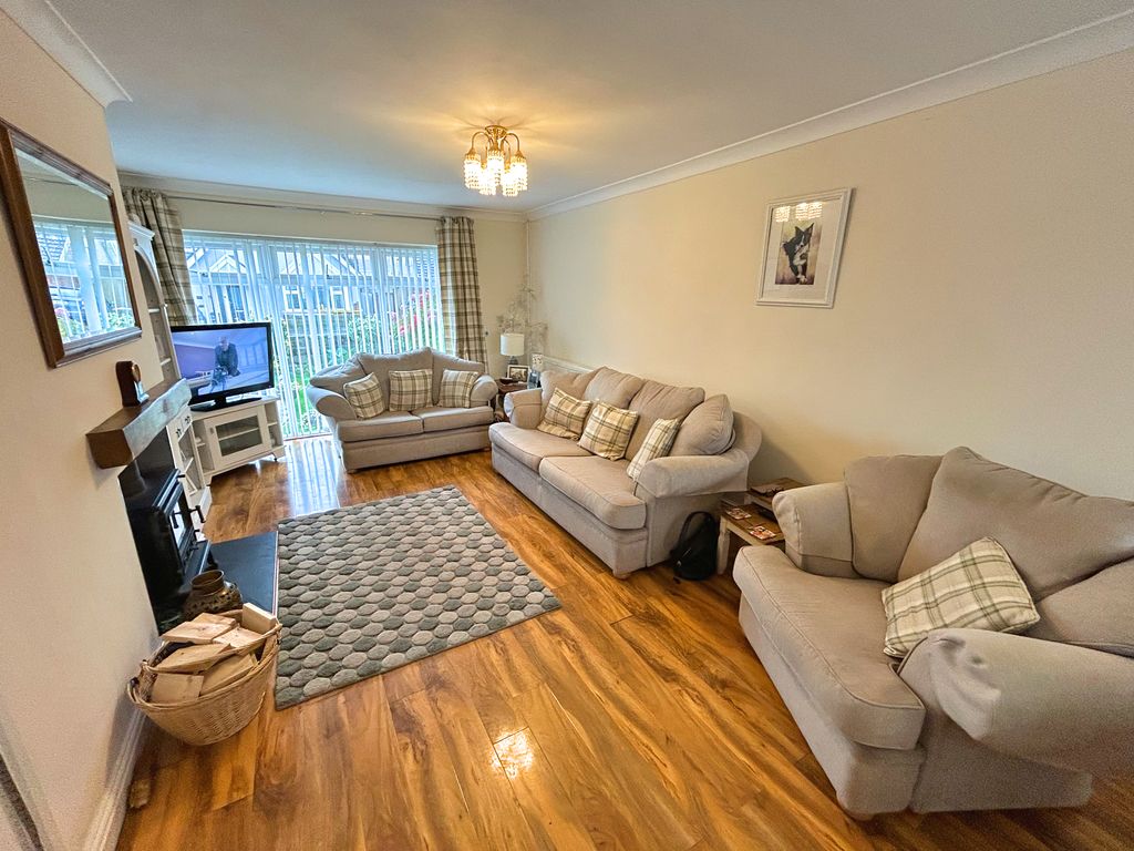 Property photo 3 of 26