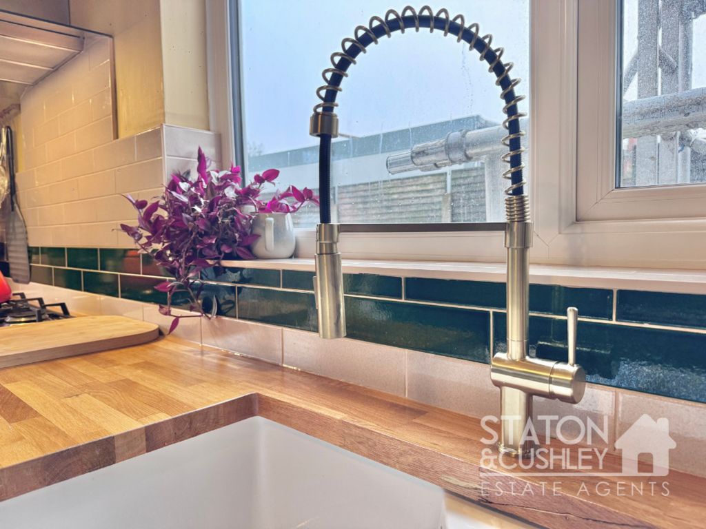 Property photo 3 of 24