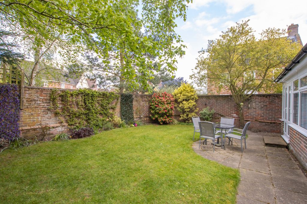 Property photo 3 of 33 5048405