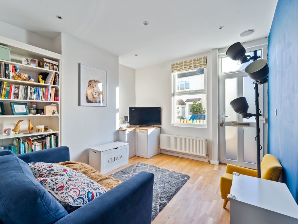 Property photo 3 of 13