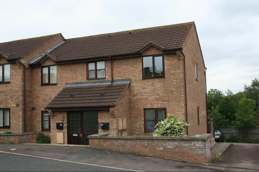 Property photo 1 of 8