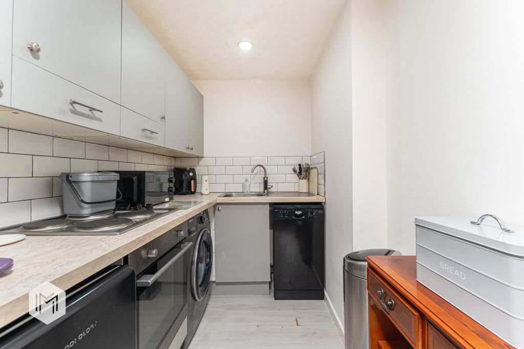 Property photo 3 of 15 Picture No. 03