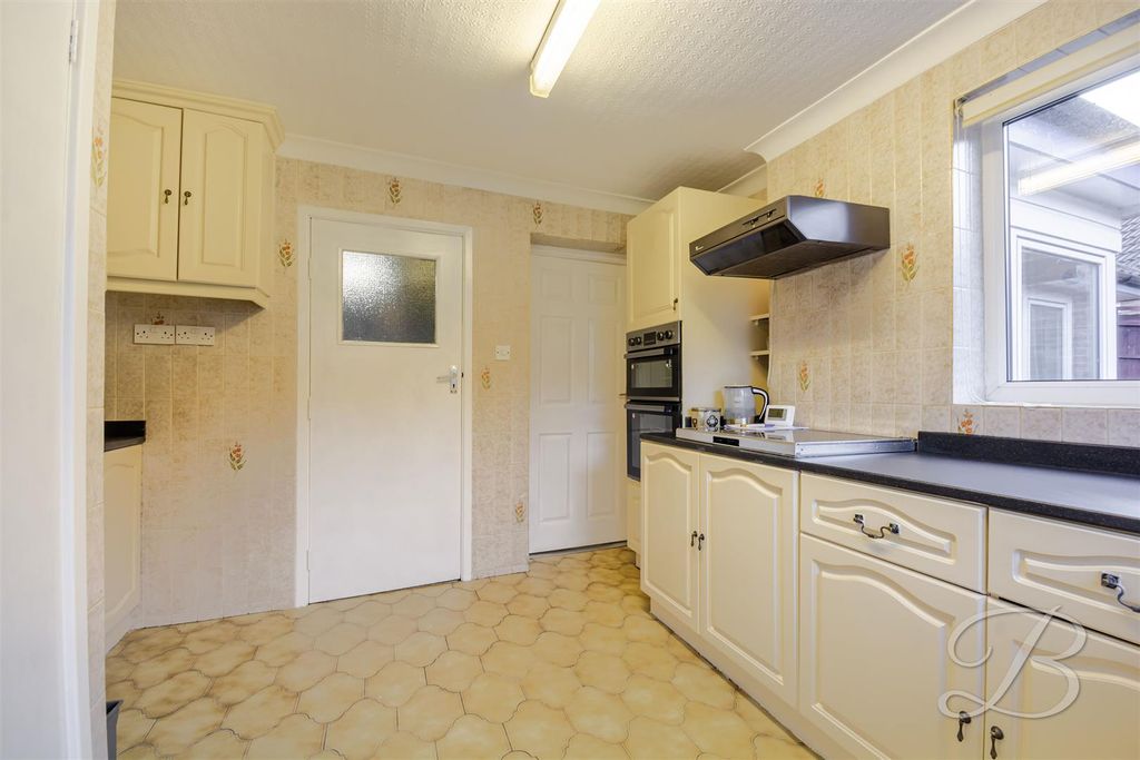 Property photo 3 of 18 Ccltd-3.Jpg