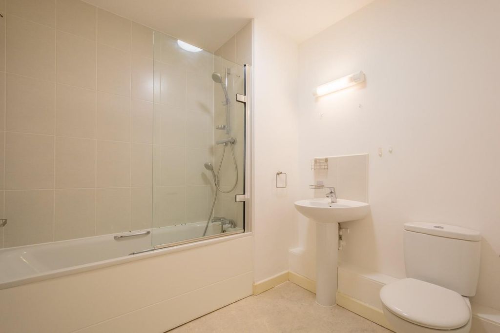 Additional image 7 of 1 bed flat for saleVictoria Bridge Road, Bath BA2
