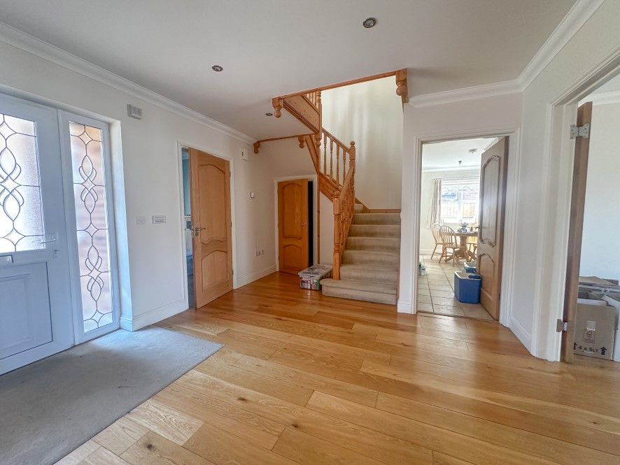 Property photo 3 of 35
