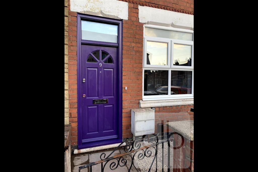 Property photo 1 of 11 2.Png