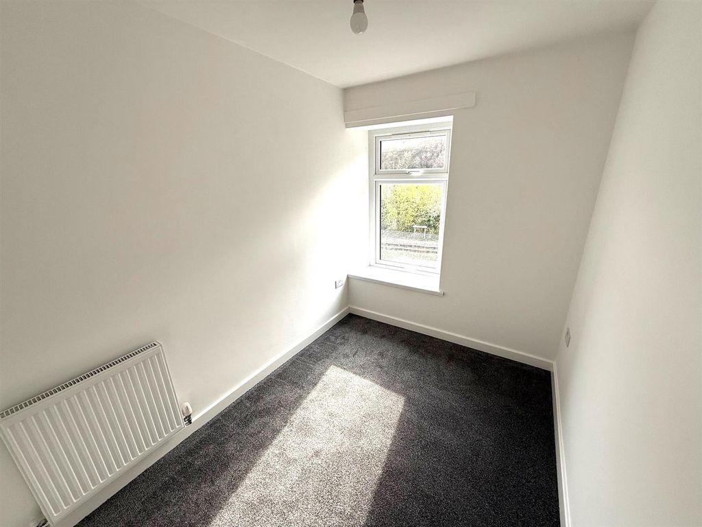 Additional image 16 of Property to rentWestern Terrace, Cross Keys, Newport NP11