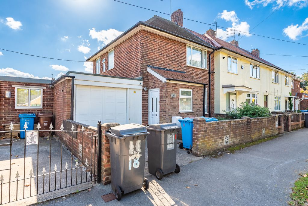 Property photo 1 of 24